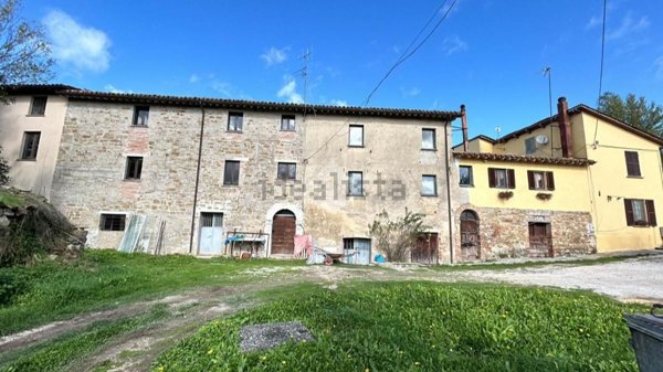 casa semindipendente in vendita a Gubbio