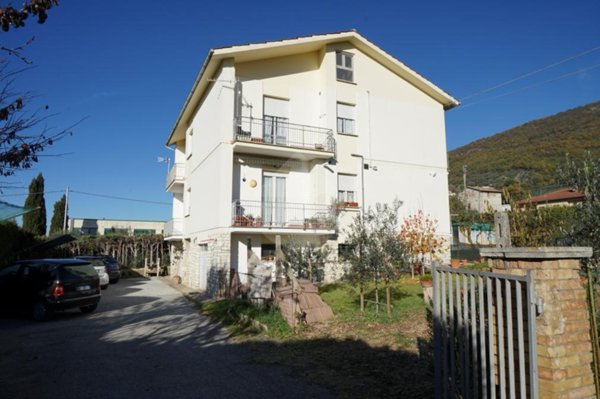 appartamento in vendita a Gubbio in zona Semonte