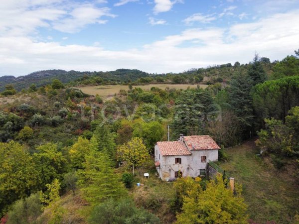 casa indipendente in vendita a Gubbio in zona Santa Cristina