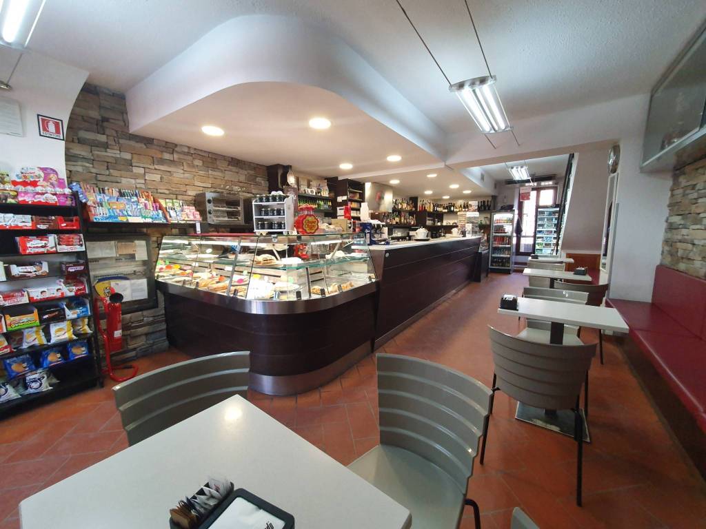 negozio in vendita a Gubbio