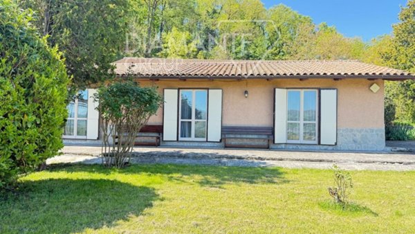 casa indipendente in vendita a Gubbio