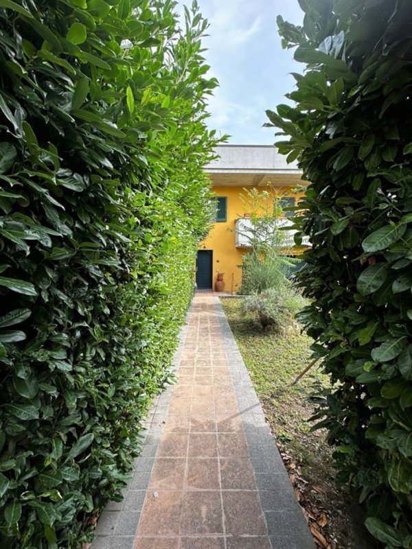 casa indipendente in vendita a Gubbio in zona Mocaiana