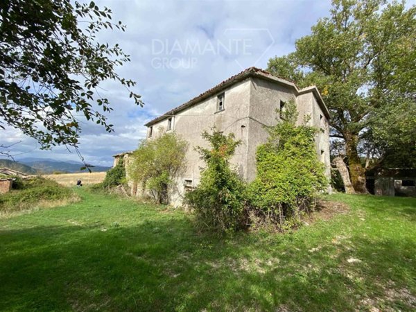azienda agricola in vendita a Gubbio