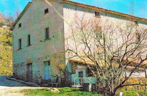 azienda agricola in vendita a Gubbio