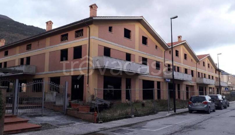 quadrivano in vendita a Gubbio
