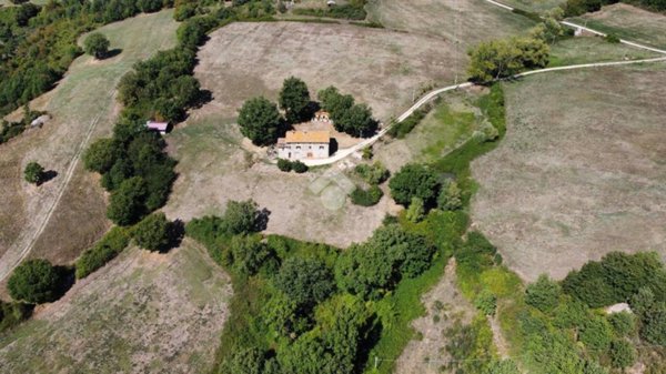 casa indipendente in vendita a Gubbio