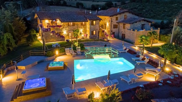 casale in vendita a Gubbio