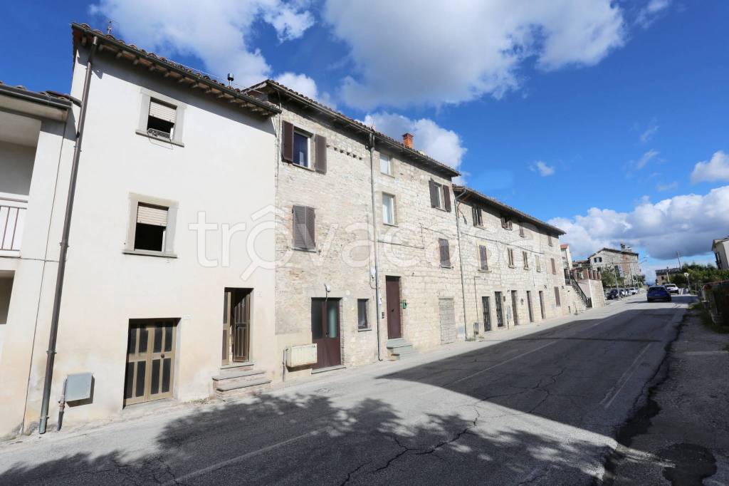 casa indipendente in vendita a Gubbio