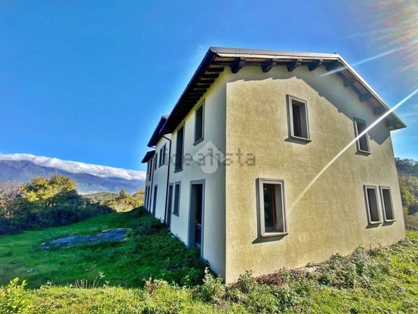 casa indipendente in vendita a Gubbio