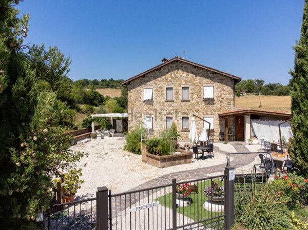 casale in vendita a Gubbio