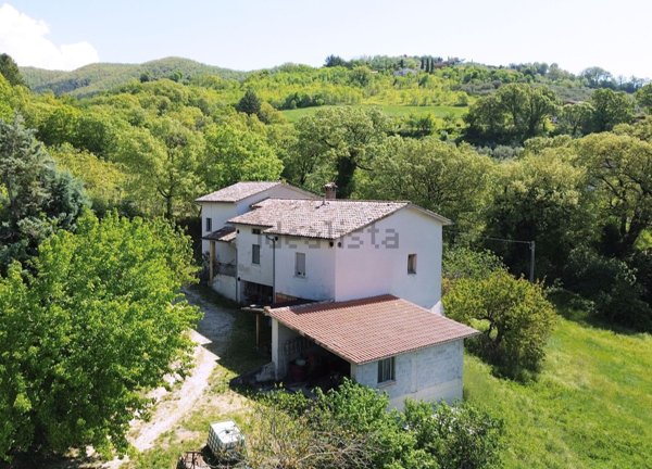 casale in vendita a Gubbio in zona San Marco