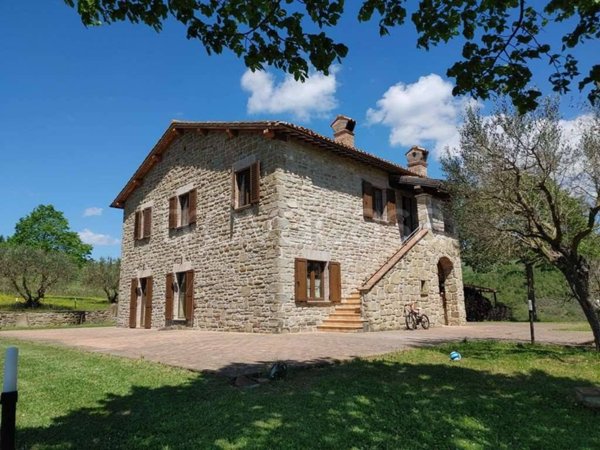 casa indipendente in vendita a Gubbio