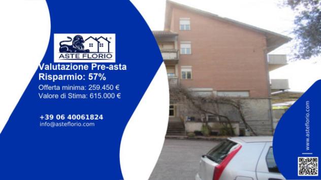 negozio in vendita a Gubbio in zona Padule