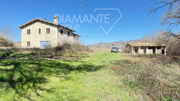 terreno agricolo in vendita a Gubbio in zona Torre Calzolari