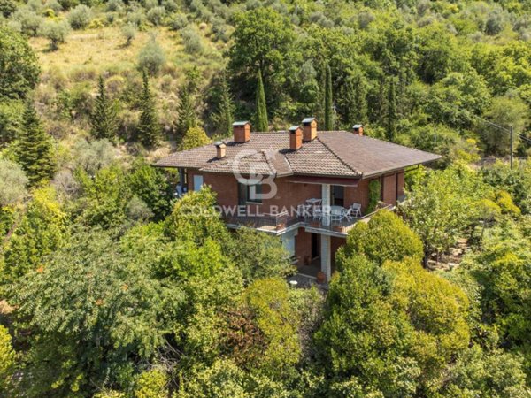 casa indipendente in vendita a Gubbio