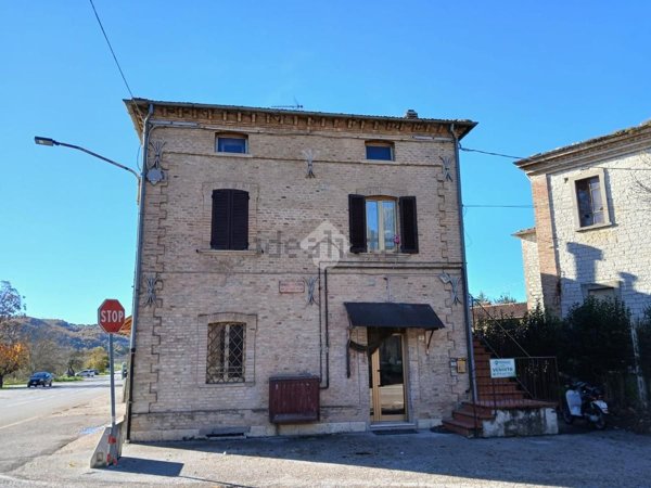 casa indipendente in vendita a Gubbio in zona Mocaiana