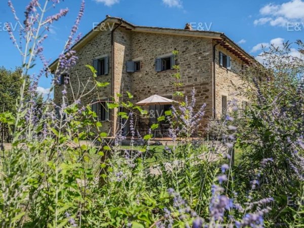 casa indipendente in vendita a Gubbio