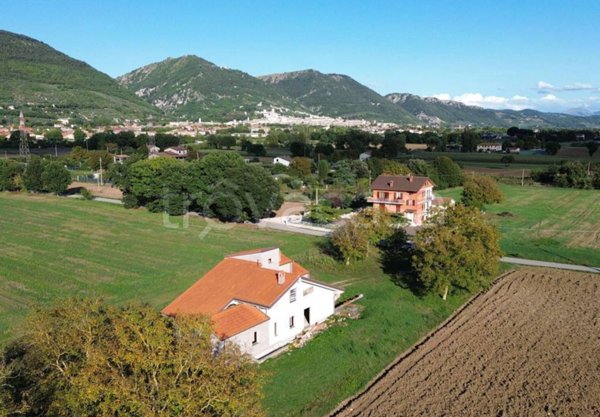casa indipendente in vendita a Gubbio