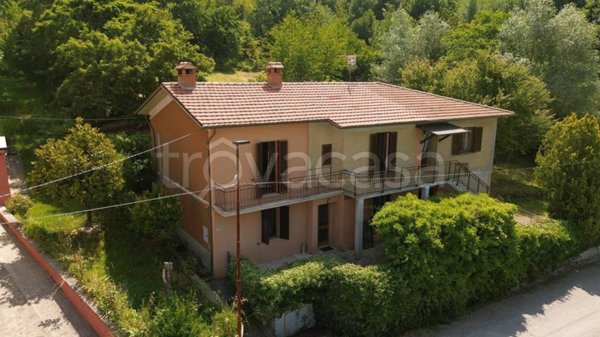 casa indipendente in vendita a Gubbio