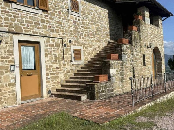 casa indipendente in vendita a Gubbio in zona Colonnata
