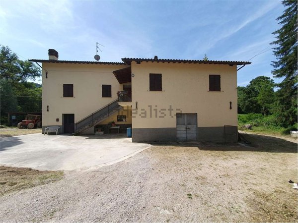casale in vendita a Gubbio