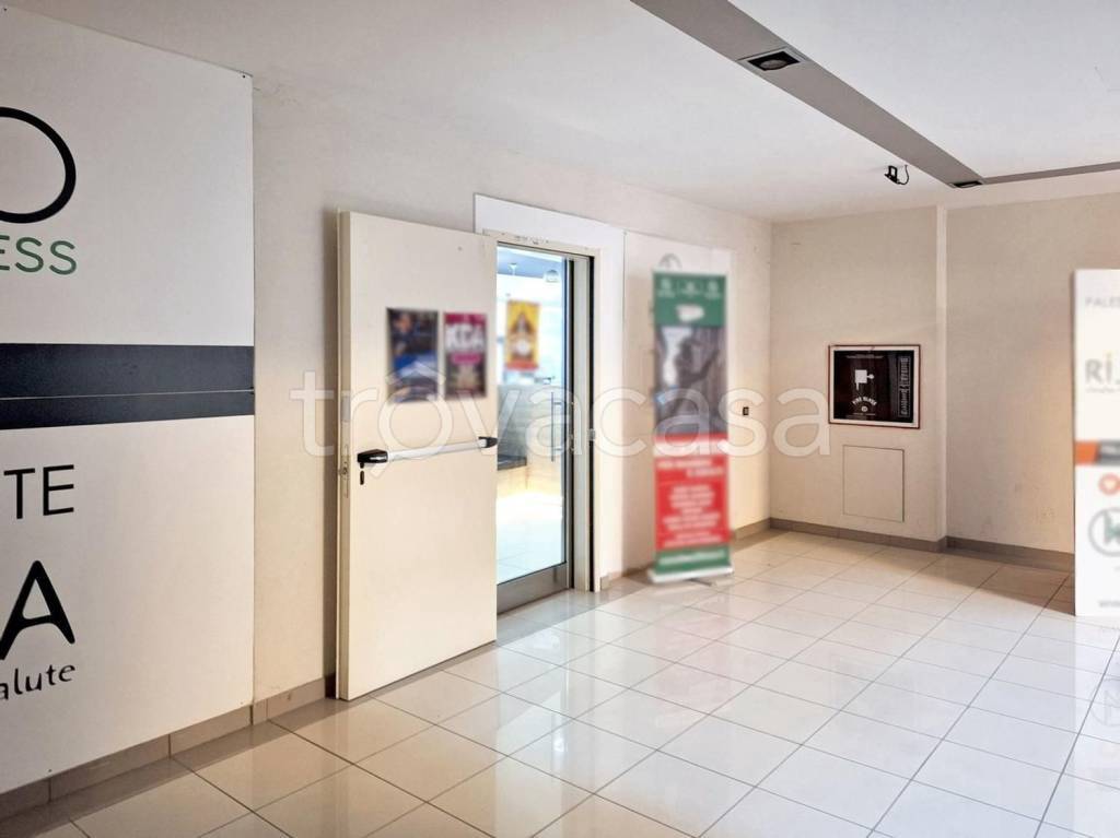 negozio in vendita a Gubbio