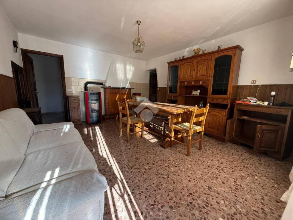 casa indipendente in vendita a Gubbio in zona Padule