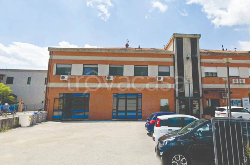 negozio in vendita a Gubbio