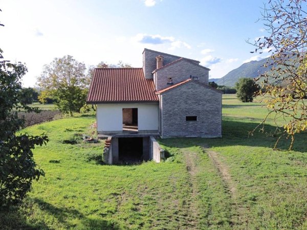 casa indipendente in vendita a Gubbio