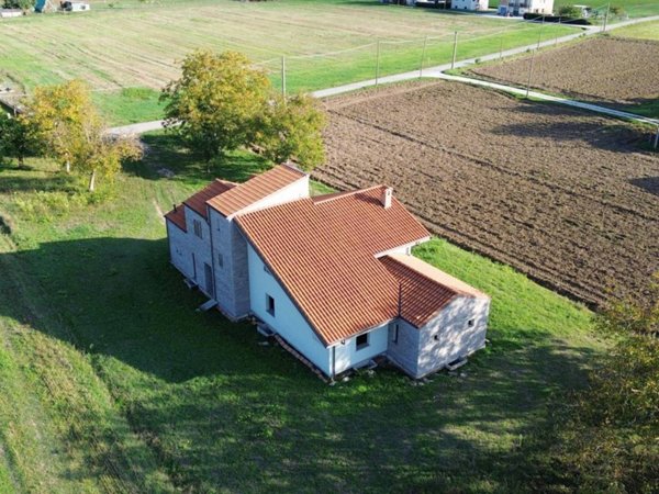 casa indipendente in vendita a Gubbio