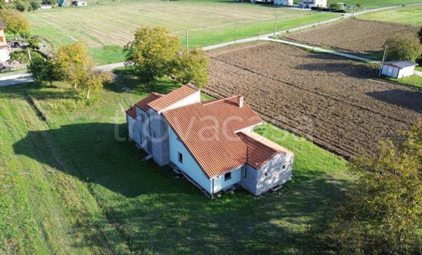 casa indipendente in vendita a Gubbio