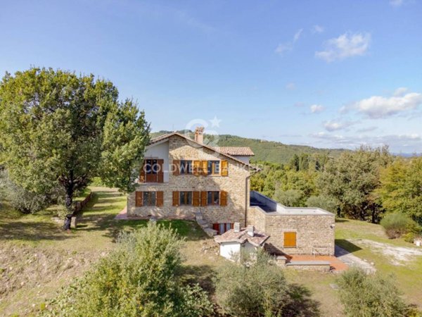 casa indipendente in vendita a Gubbio