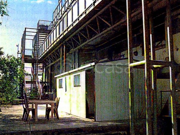 negozio in vendita a Gubbio