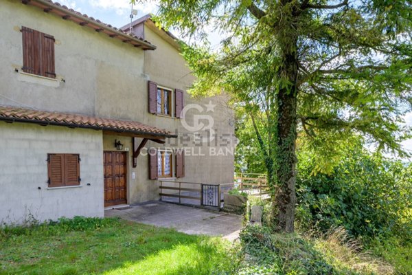 casa indipendente in vendita a Gubbio