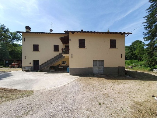 casale in vendita a Gubbio