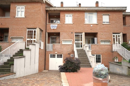 casa indipendente in vendita a Gubbio