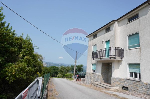 appartamento in vendita a Gubbio in zona Torre Calzolari