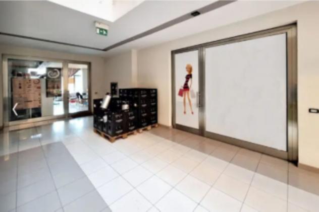 negozio in vendita a Gubbio