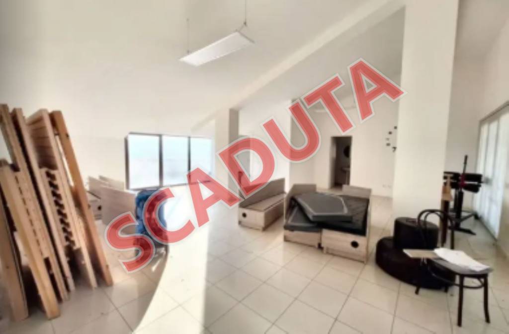 negozio in vendita a Gubbio