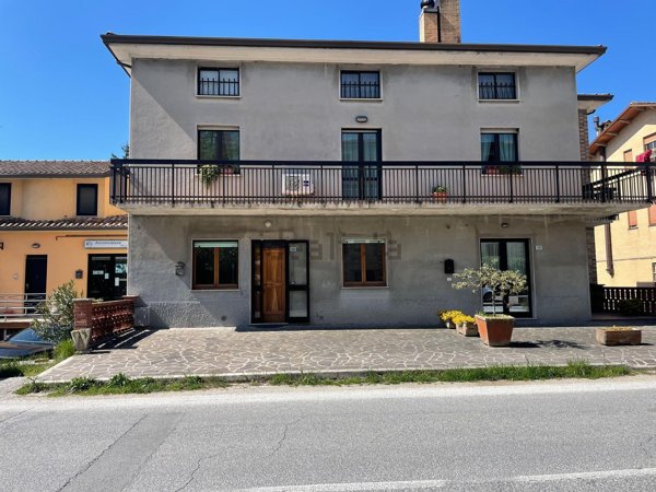 appartamento in vendita a Gubbio in zona Branca