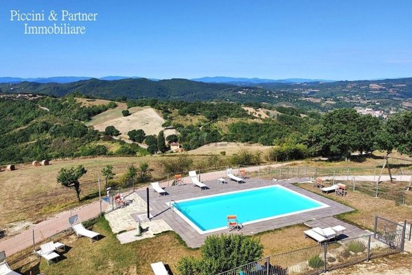 casale in vendita a Gubbio in zona San Benedetto Vecchio