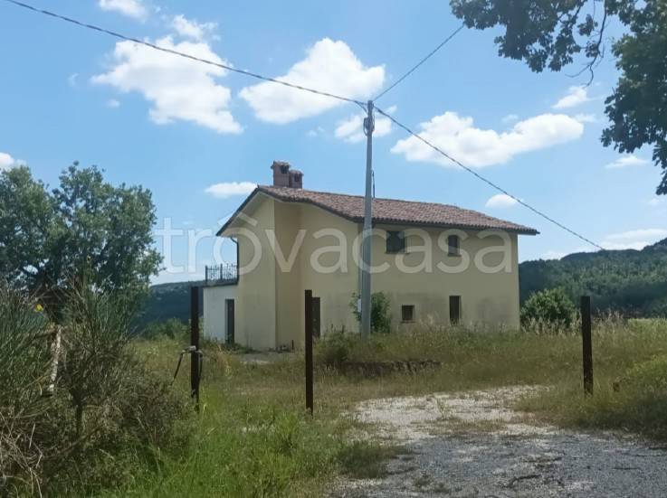 appartamento in vendita a Gubbio in zona Monteluiano