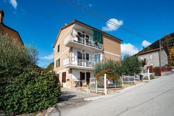 appartamento in vendita a Gubbio in zona Semonte