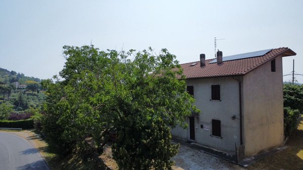 casa indipendente in vendita a Gubbio