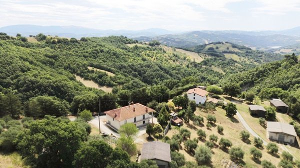 casa indipendente in vendita a Gubbio