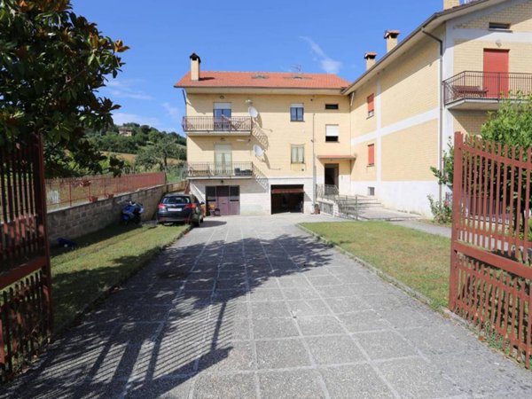 appartamento in vendita a Gubbio in zona Padule