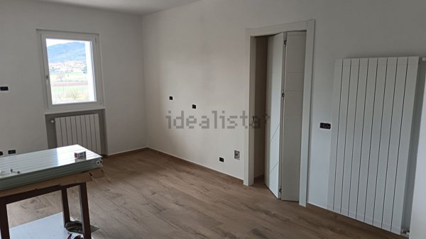 esavano in vendita a Gubbio