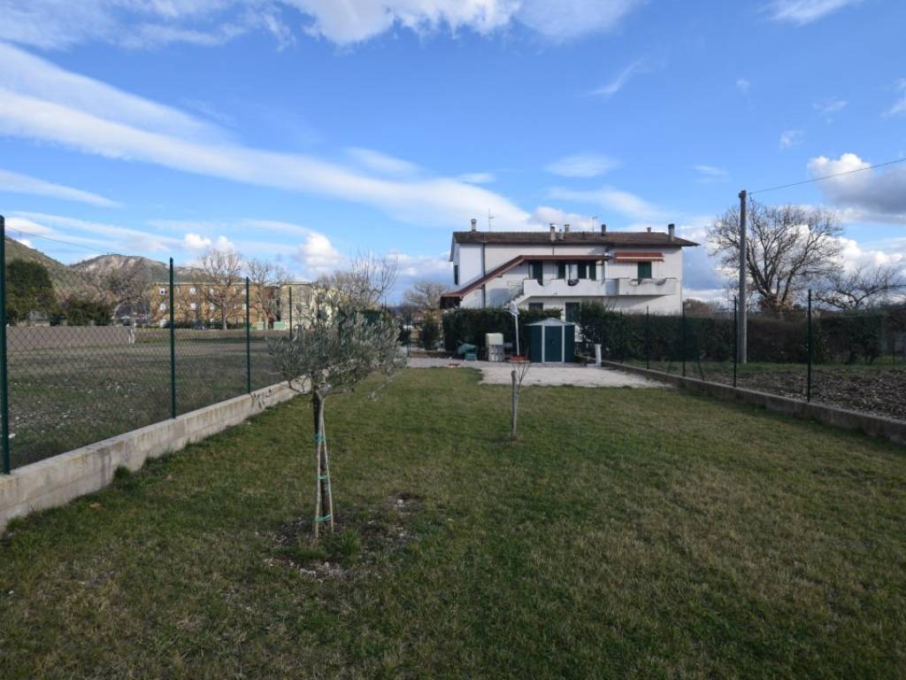 casa indipendente in vendita a Gubbio