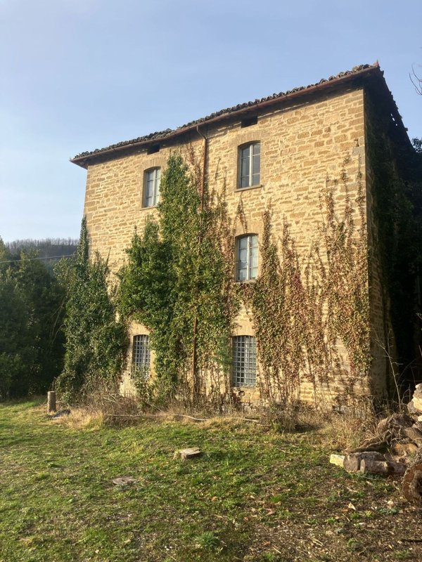 casale in vendita a Gubbio