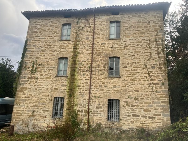 casale in vendita a Gubbio